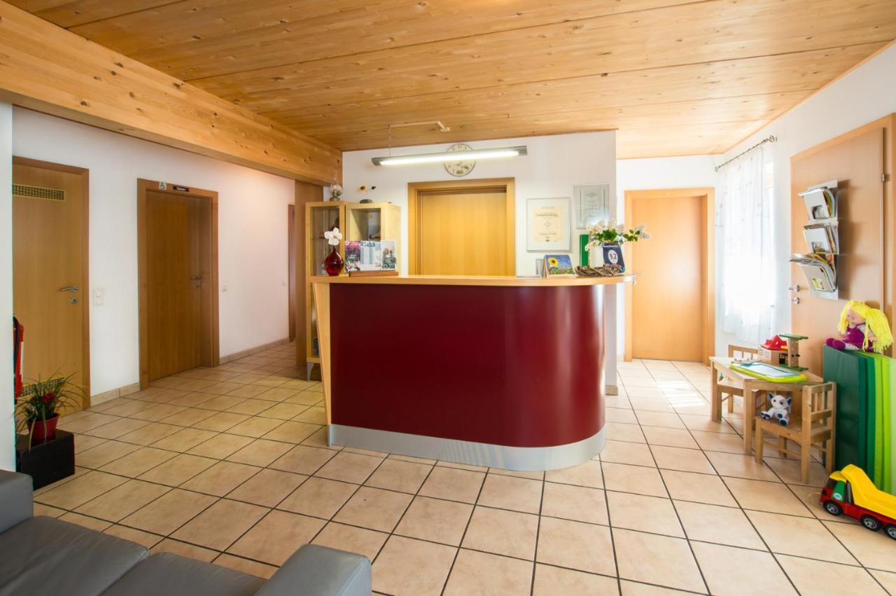 Sonnenblumenhof Guest House Muehlheim Exterior photo